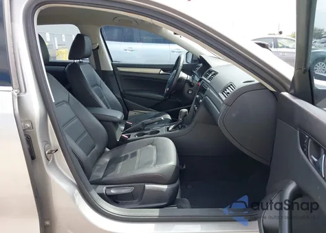 2014 Volkswagen Passat 1.8T Wolfsburg Edition from USA, damaged, VIN 1VWAT7A33EC038497